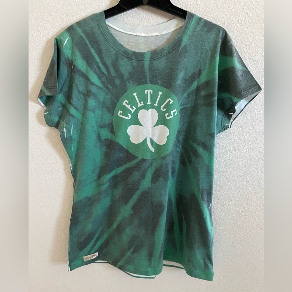Women’s Celtics T-shirt